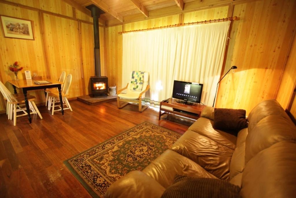 Hawke Brook Chalets เพมเบอร์ตัน ภายนอก รูปภาพ